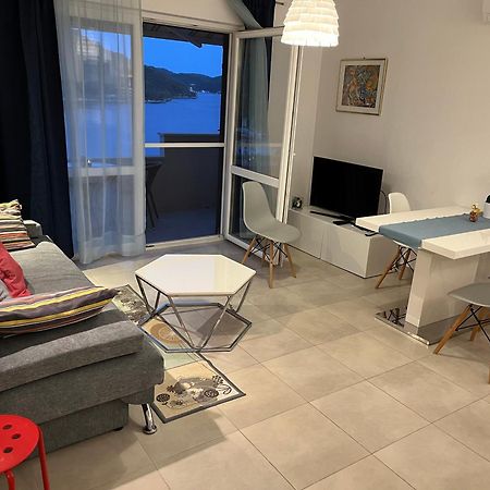 Apartments Ladesta Λάστοβο Εξωτερικό φωτογραφία