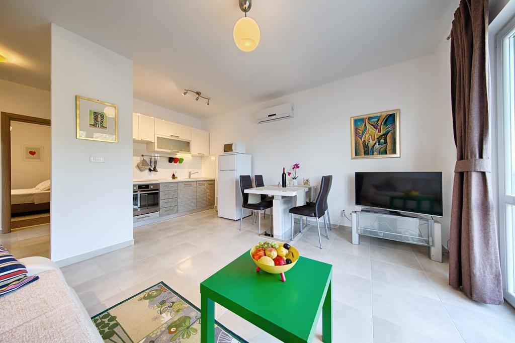 Apartments Ladesta Λάστοβο Δωμάτιο φωτογραφία