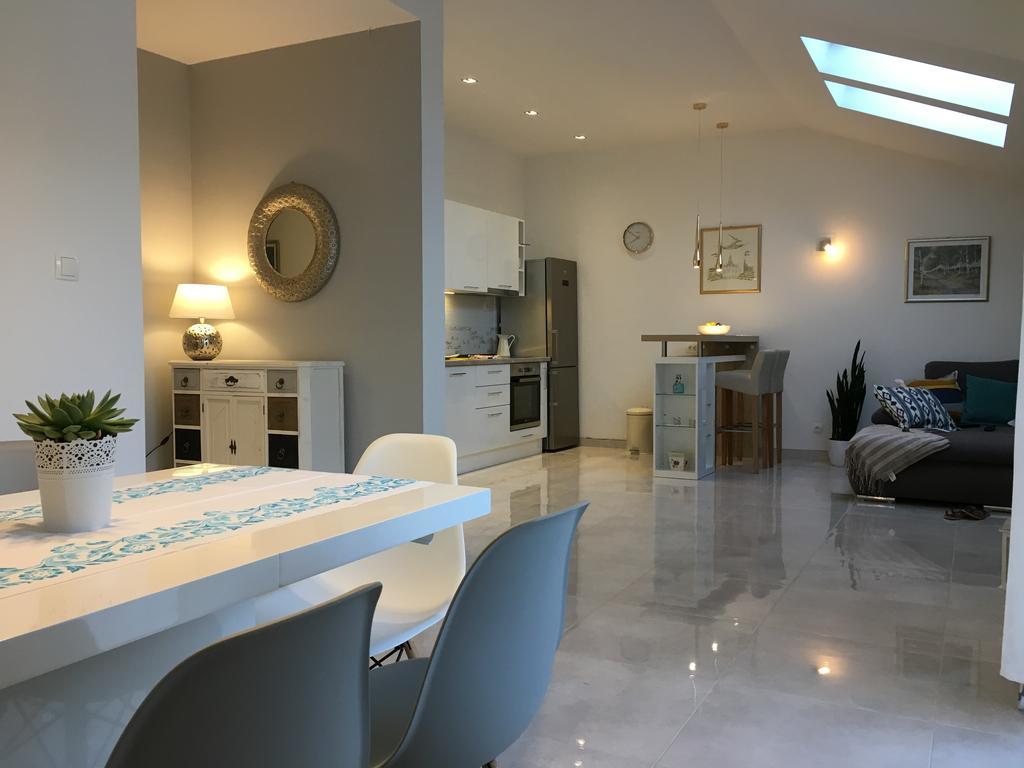 Apartments Ladesta Λάστοβο Εξωτερικό φωτογραφία