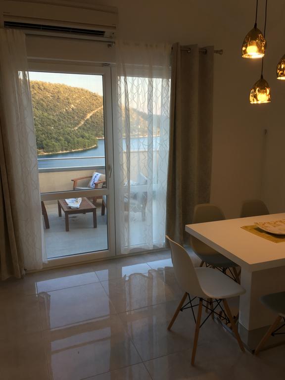 Apartments Ladesta Λάστοβο Εξωτερικό φωτογραφία