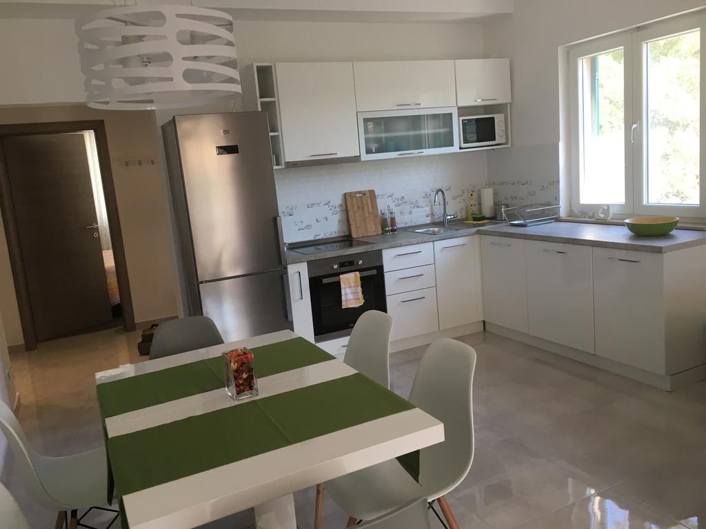 Apartments Ladesta Λάστοβο Εξωτερικό φωτογραφία