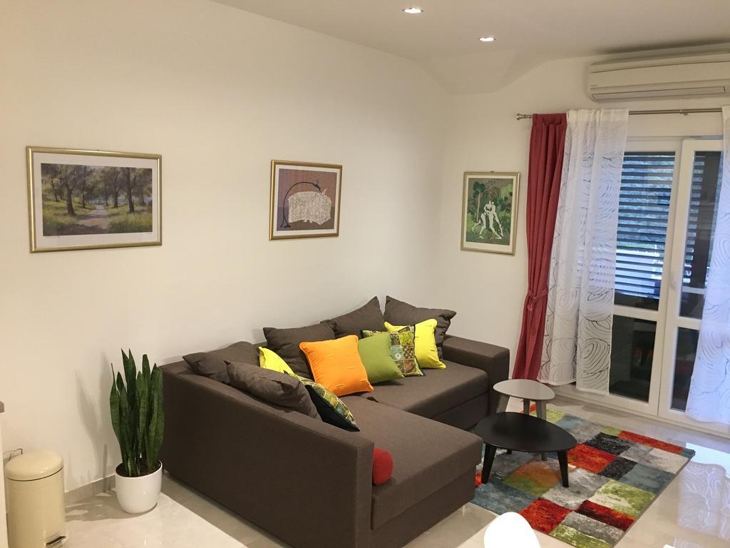 Apartments Ladesta Λάστοβο Εξωτερικό φωτογραφία